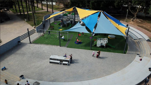 Игровая площадка для детей в Кохав а-Цафон