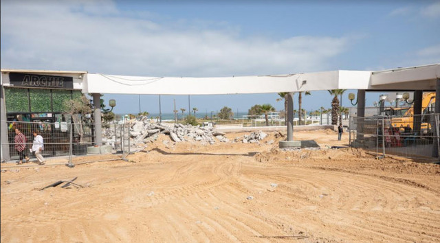 Строительство нового входа на пляж Длила