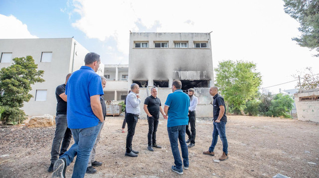 Ремонт после взрыва в школе Ешиват Цвия