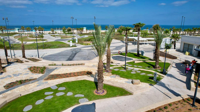 Обновлённый вход на пляж Длила в Ашкелоне