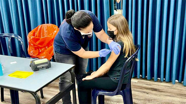 Вакцинирование детей в Ашкелоне