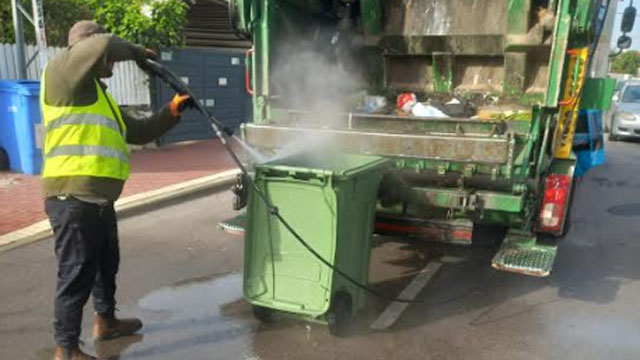Уборка мусора в Ашкелоне