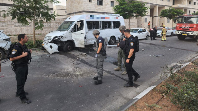 Ракета упала на парковку в Ашкелоне