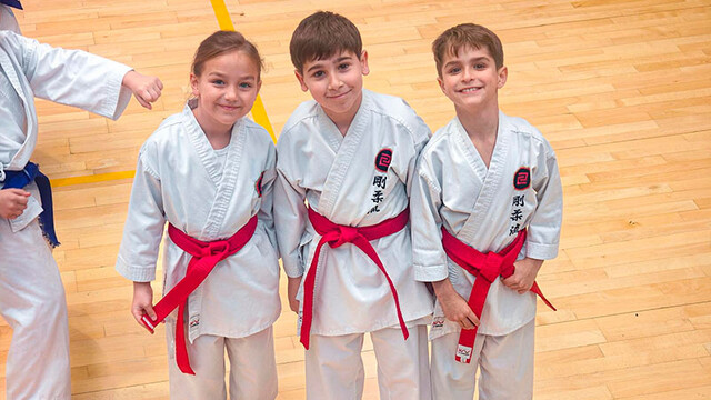 Карате: рядом с детьми выступали их папы