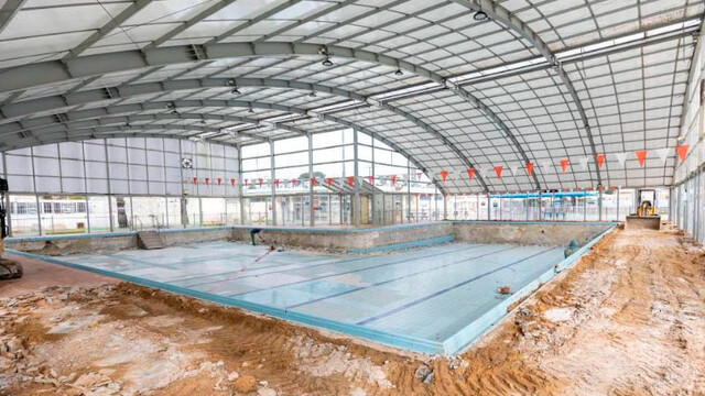 Работы по реконструкции и модернизации старого муниципального бассейна